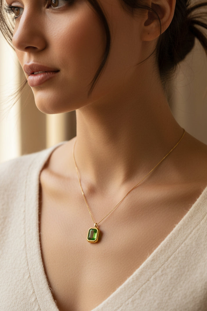 Lite green charm