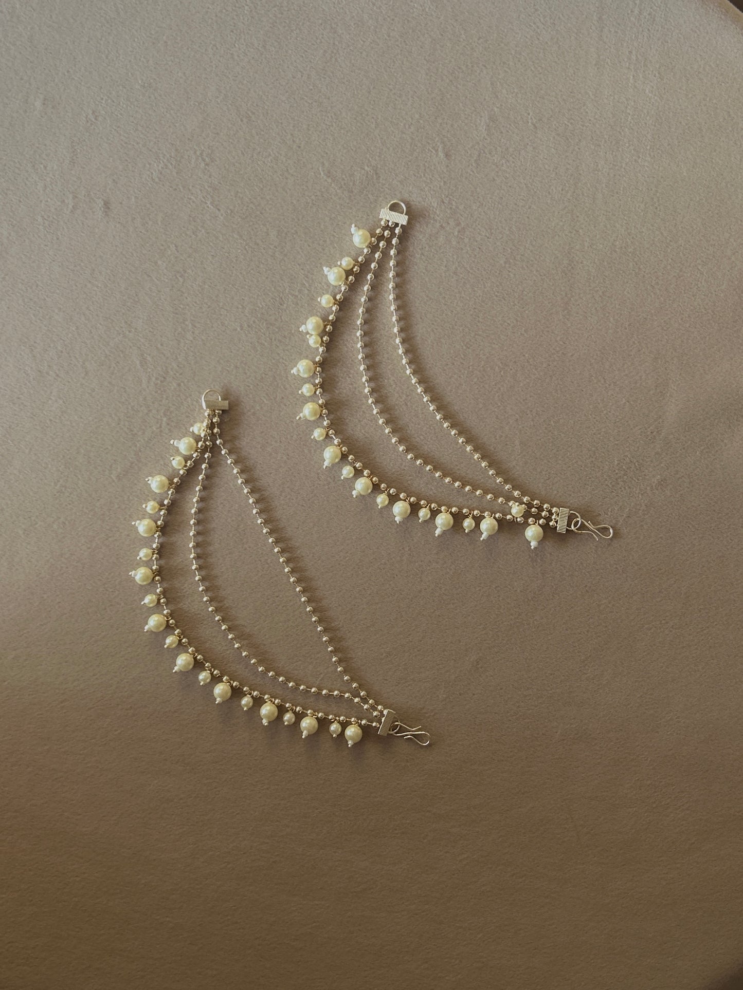 Ear chain