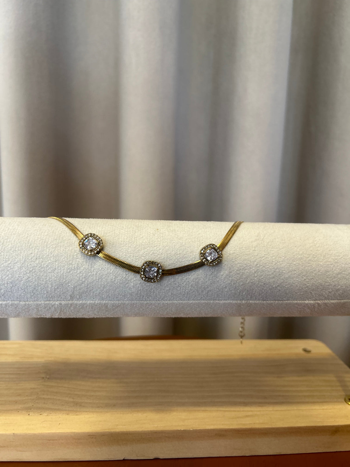 Luna anklet pair