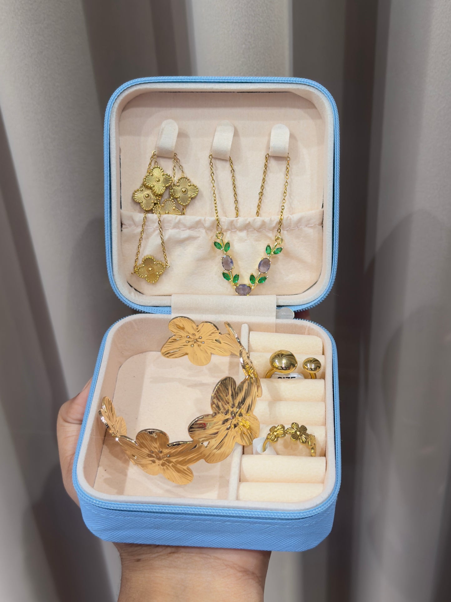 Gift box