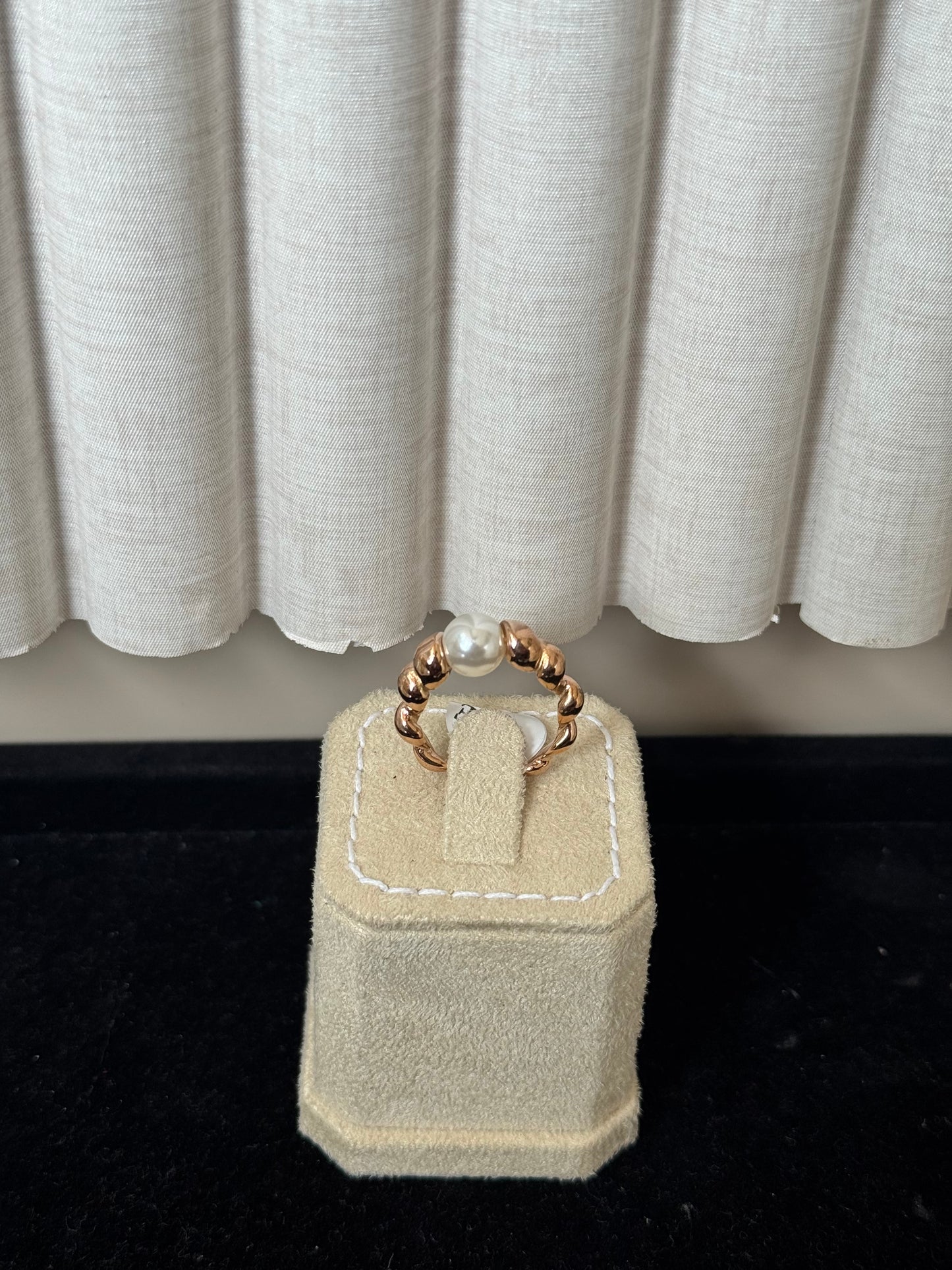 Rose gold ring