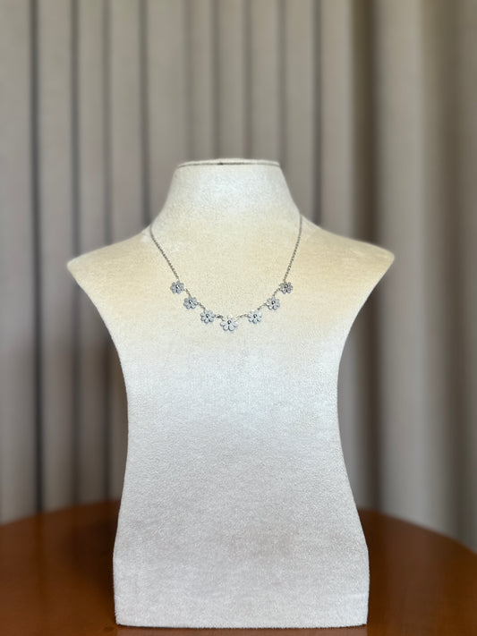 Flower Necklace - Silver