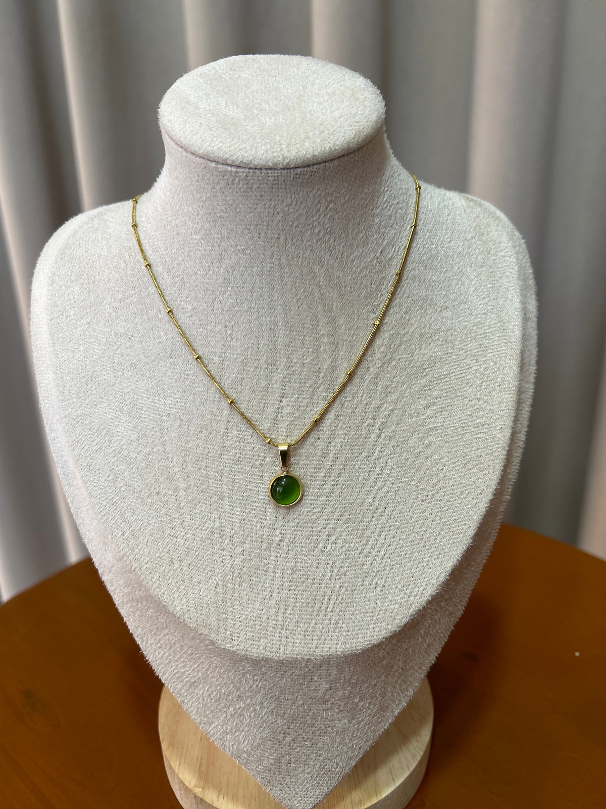 Luna bloom necklace