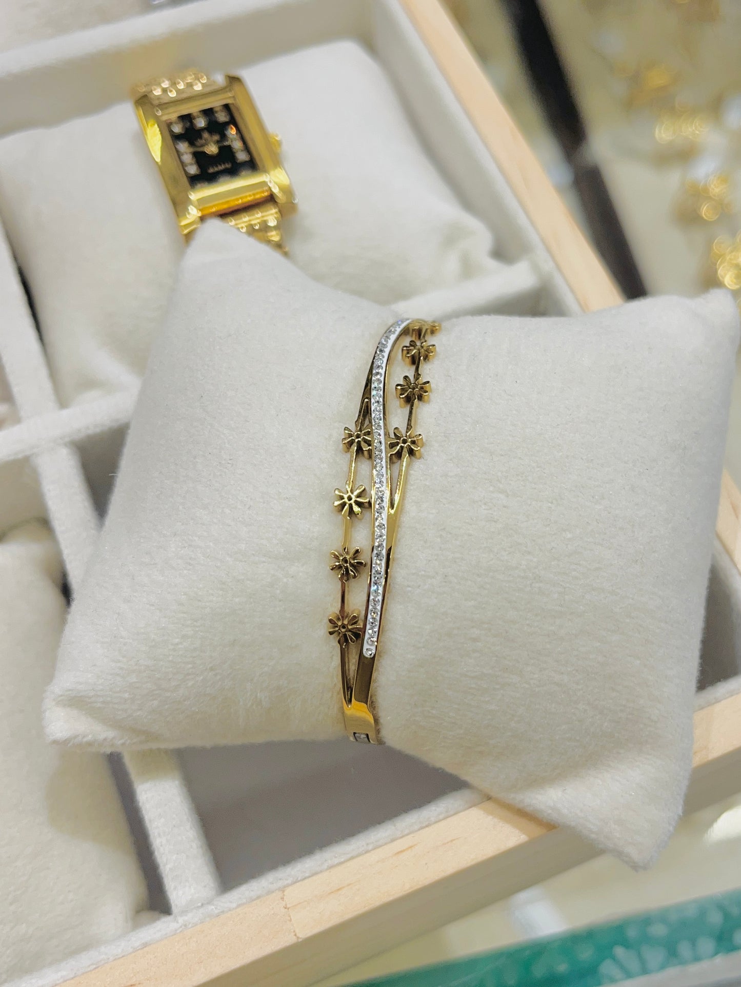 Annu Gold Bangle Baby size