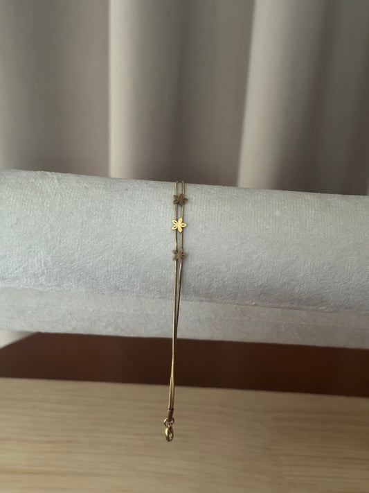 Flower bracelet