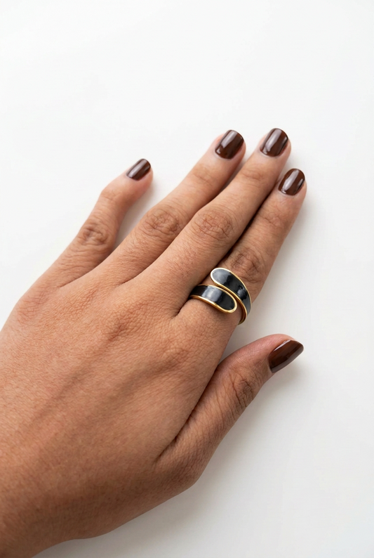 Golden glow ring