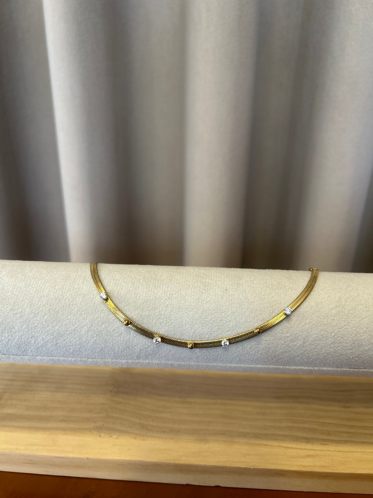 Aura anklet