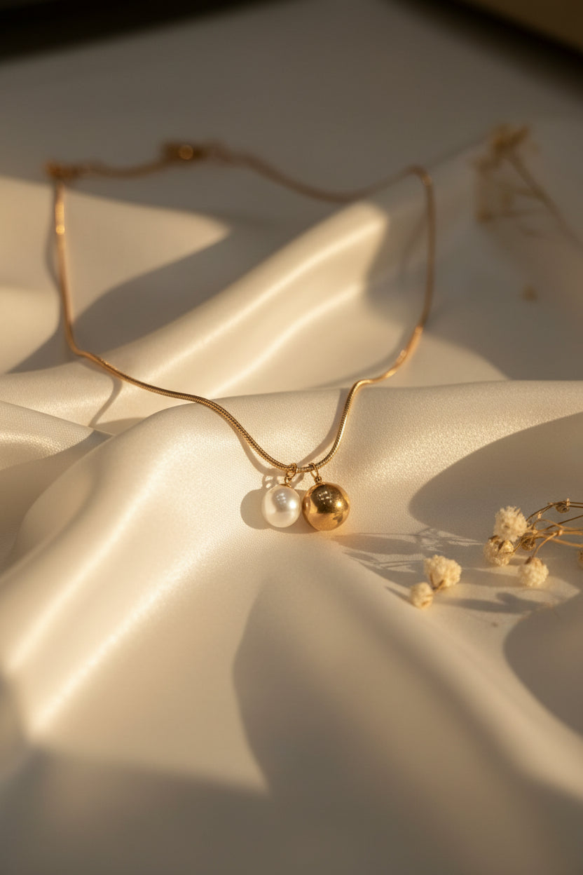 Sphere necklace