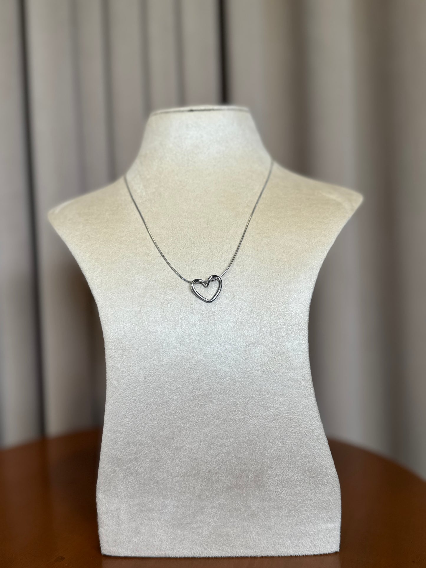 Heart trending Necklace - Silver