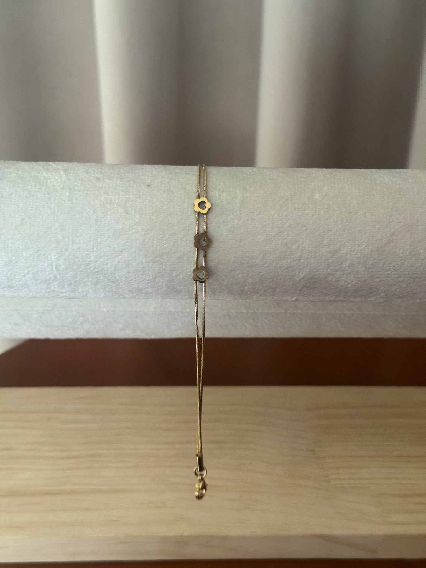 Flower bracelet