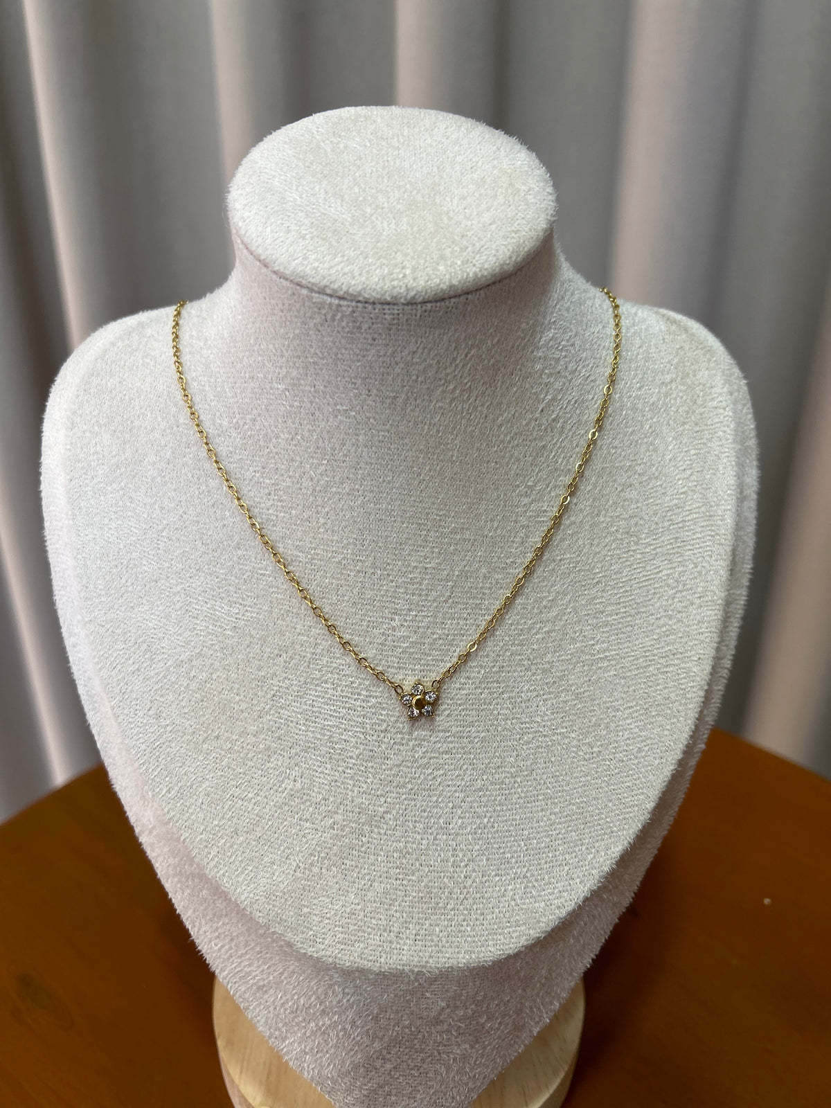 Flower necklace