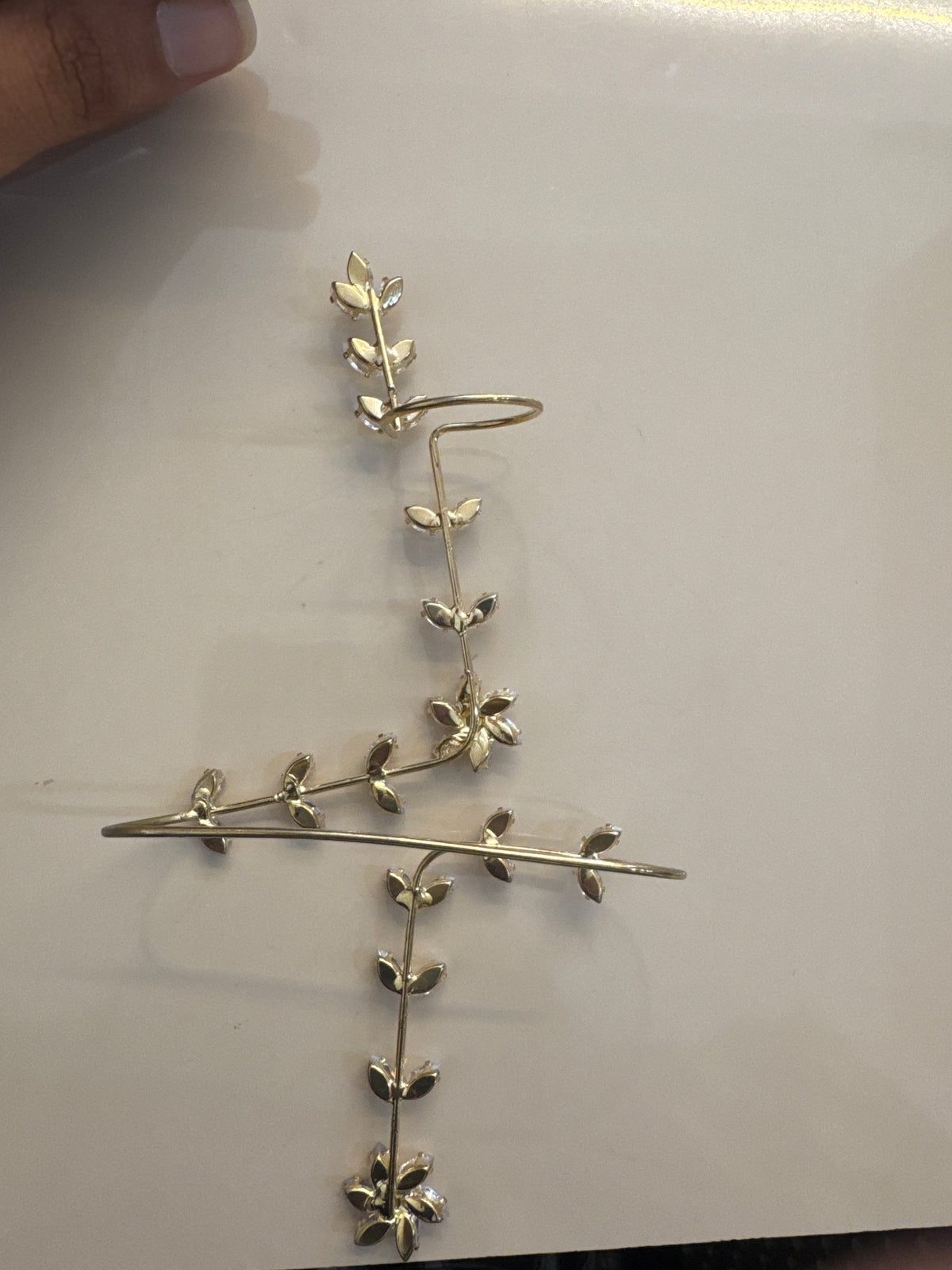 Serena hand cuff