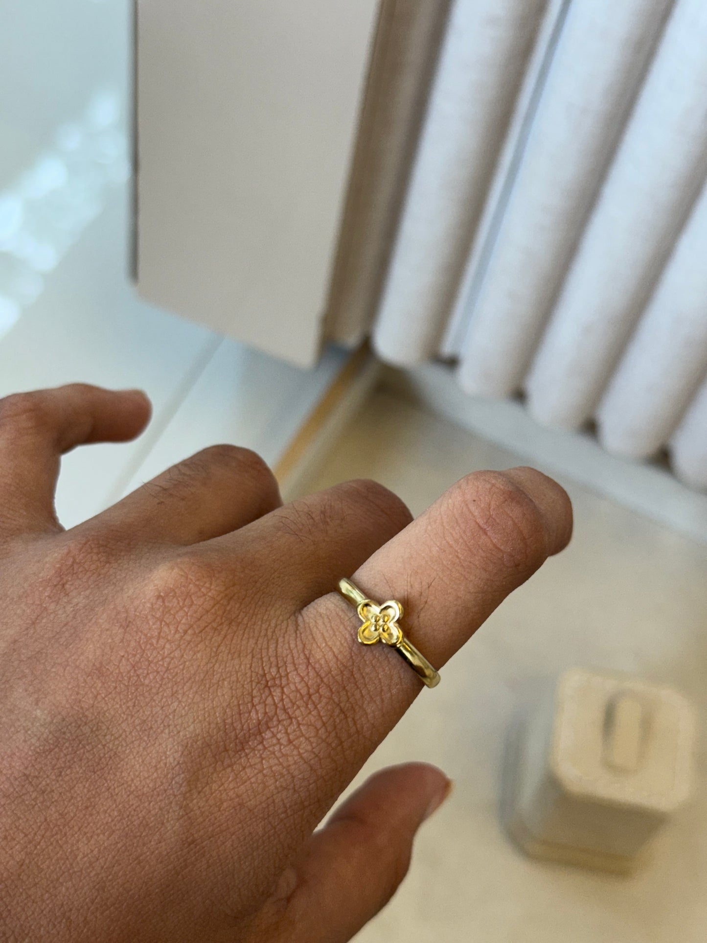 Solis ring