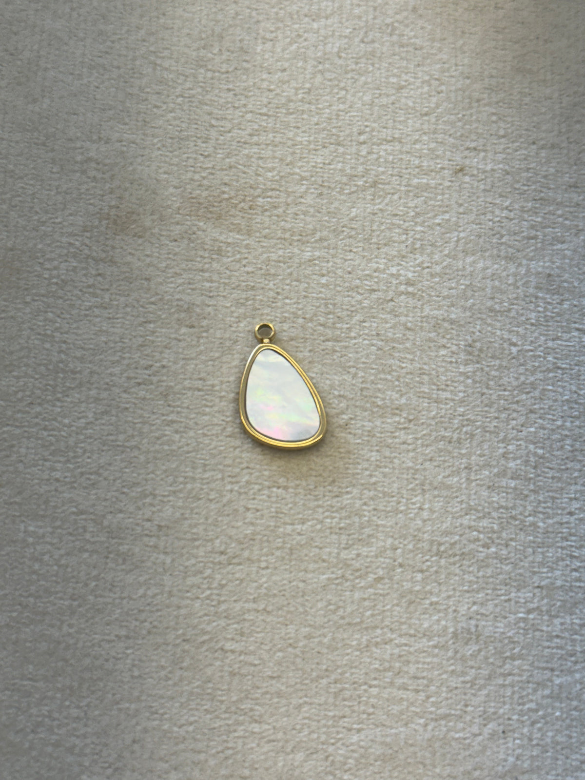 Bella charm