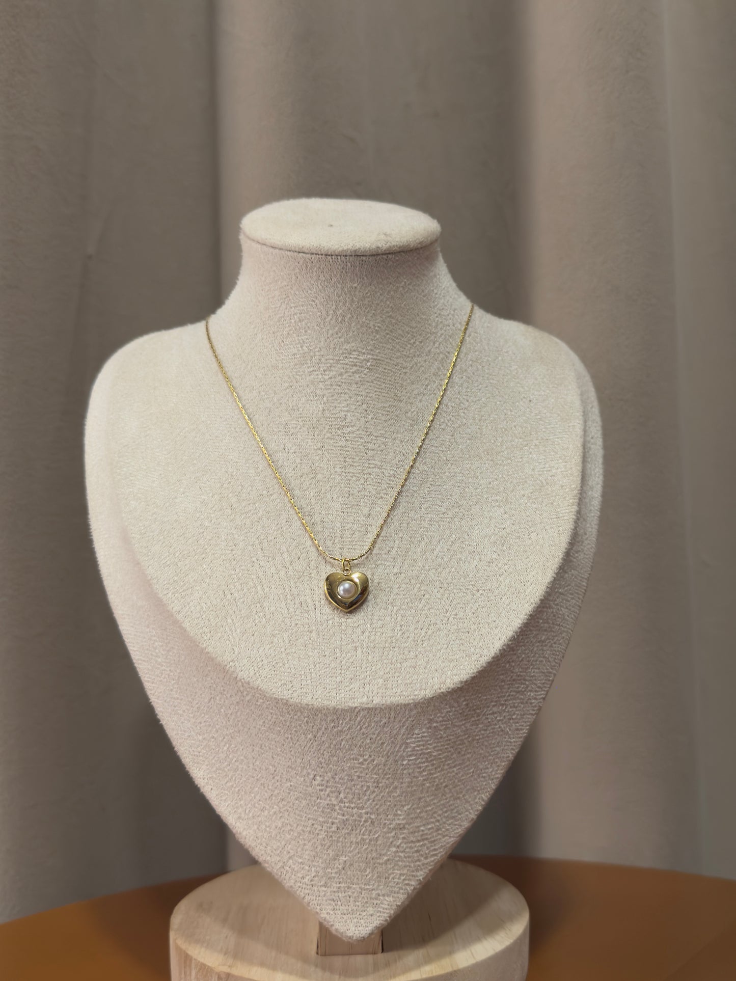 Heart with pearl Necklace
