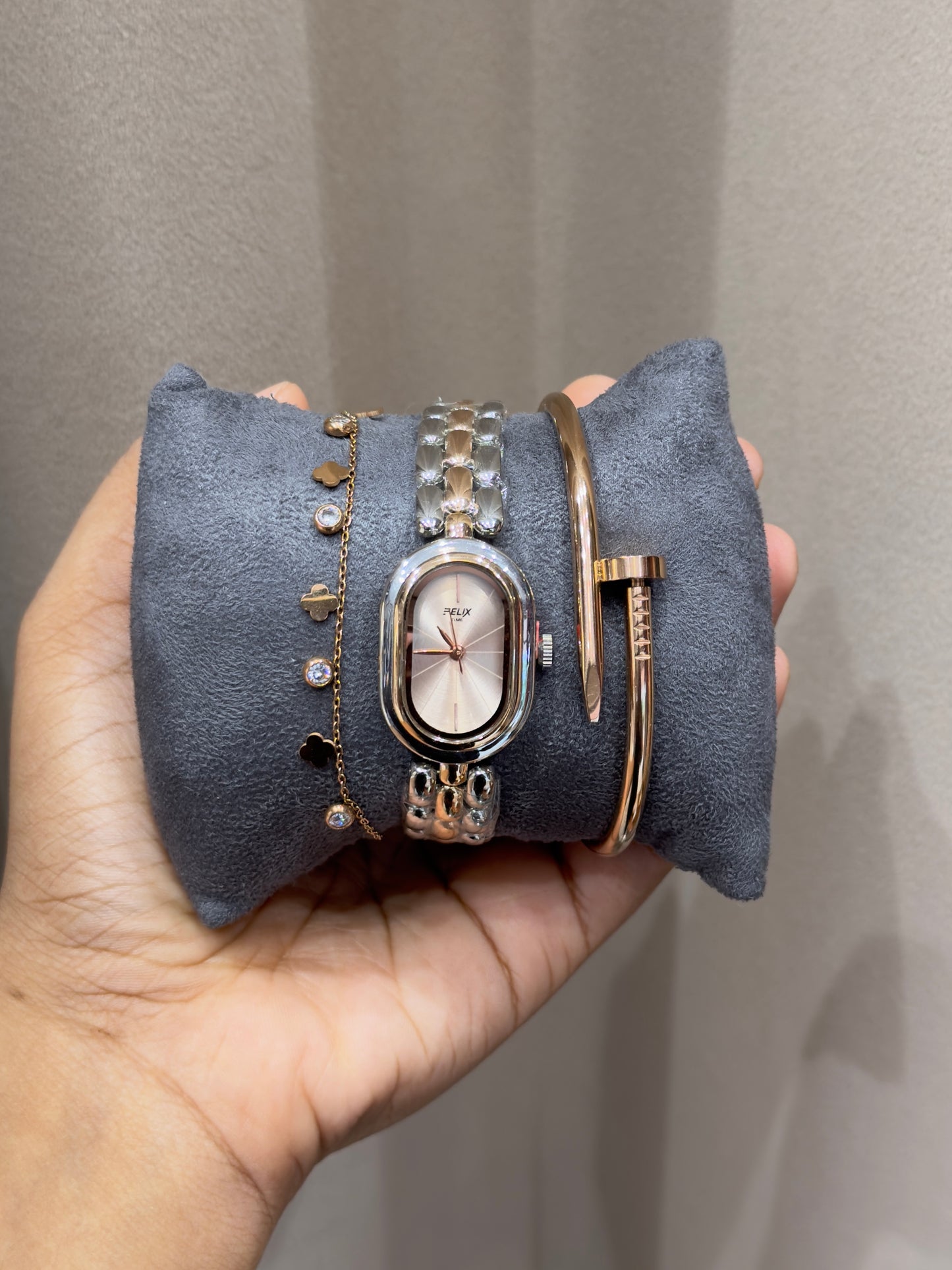 watch stack