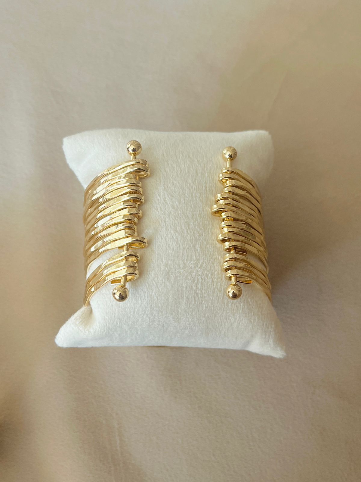 Cuff bangle