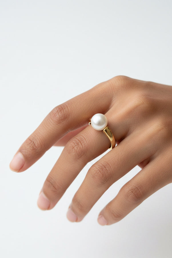 White pearl ring