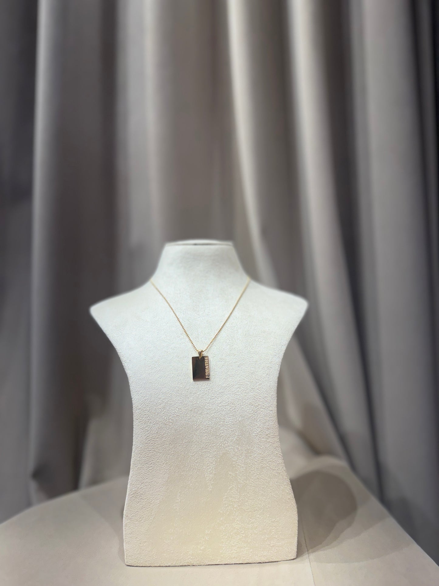Breathe necklace