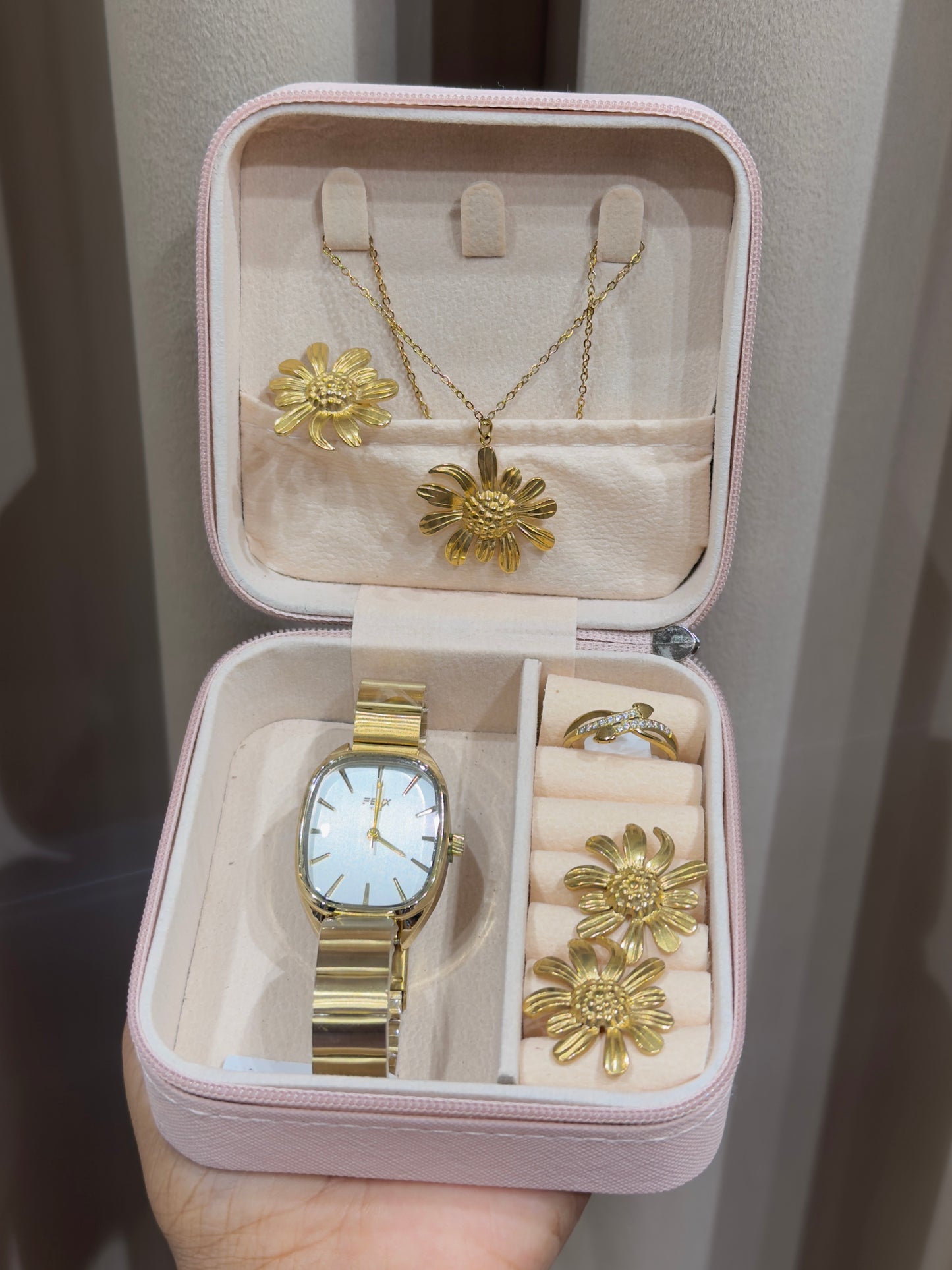 Gift box