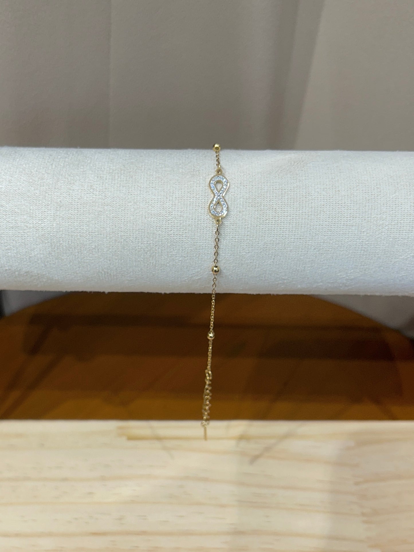 Infinite Crystal Bracelet