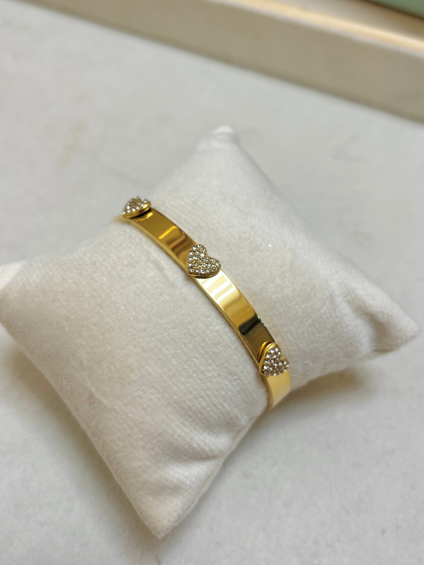 Yasi Gold Bangle Adult size