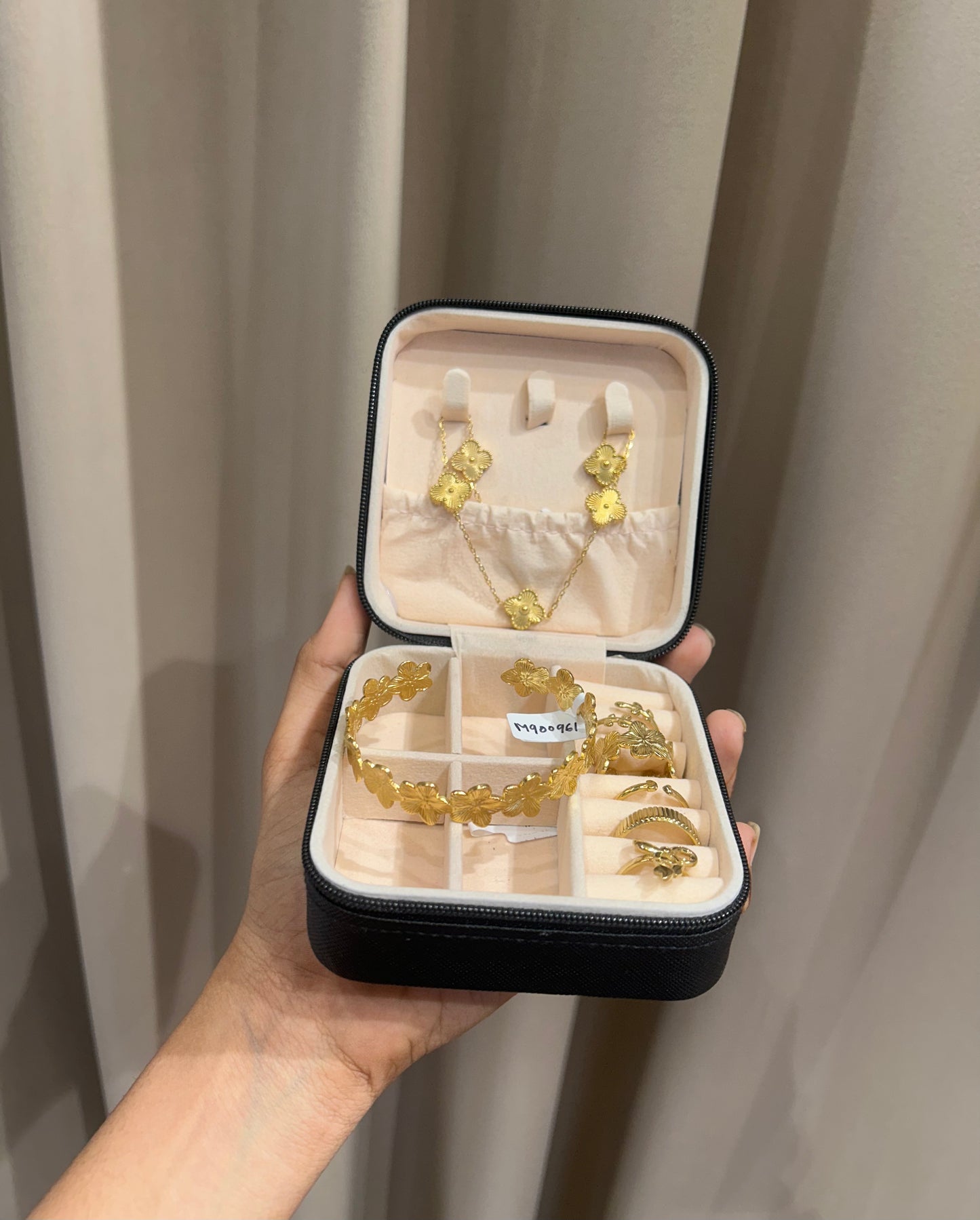 Gift box