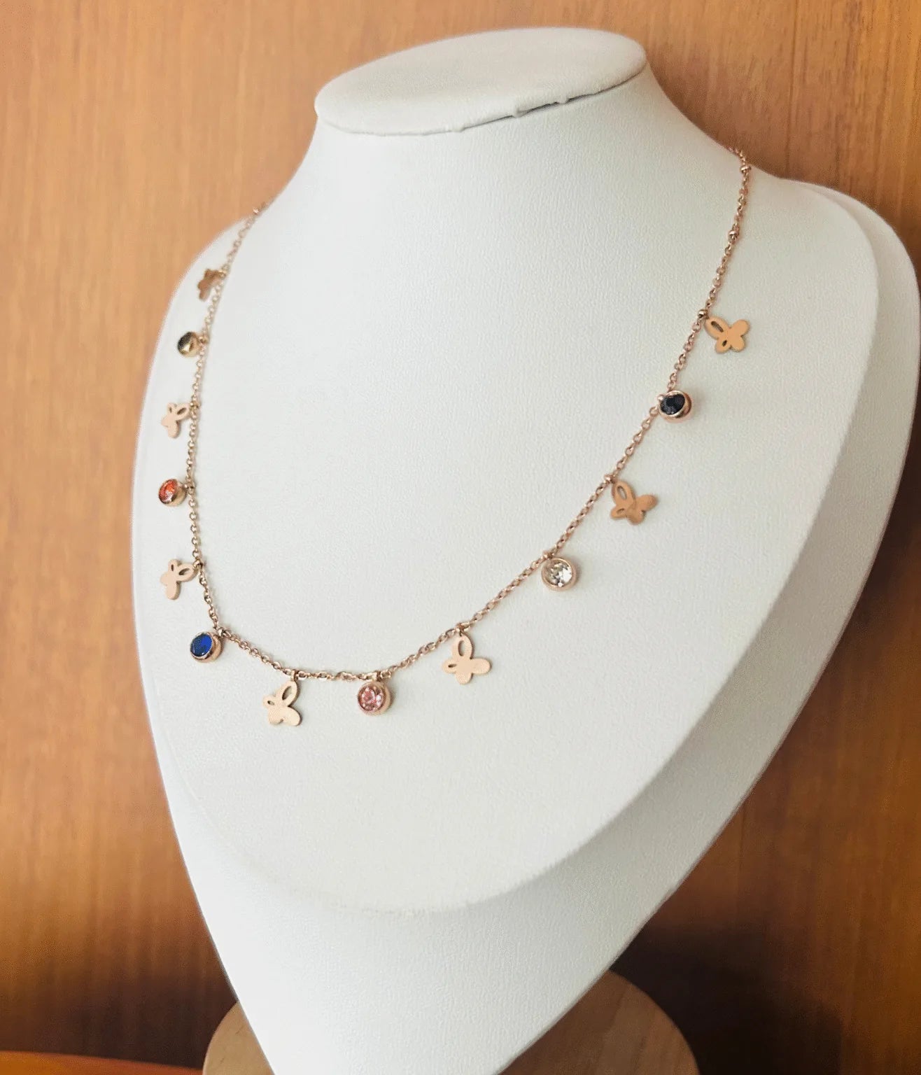 Charms Butterfly Multicolour necklace