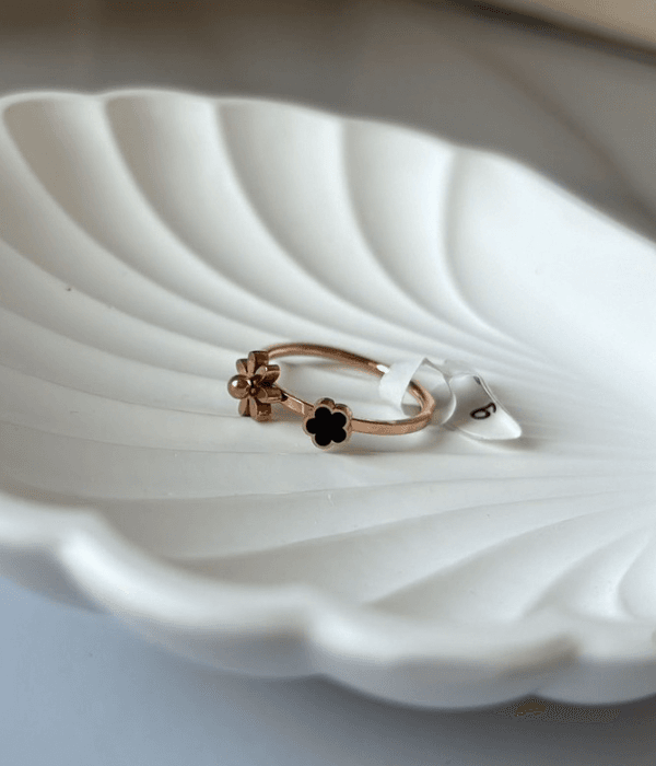 Flower ring - 5