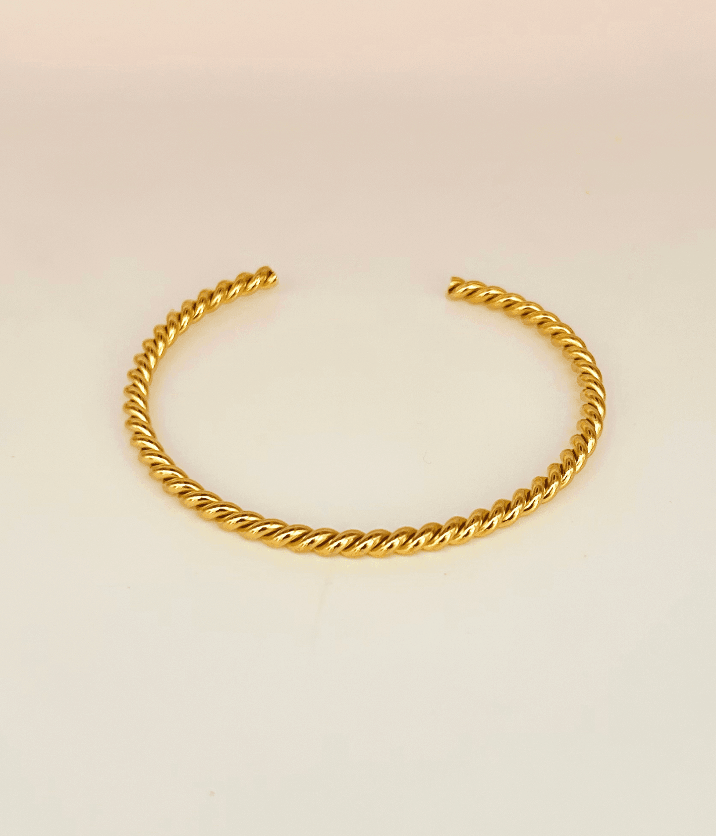 Adjustable bangle-Twisted