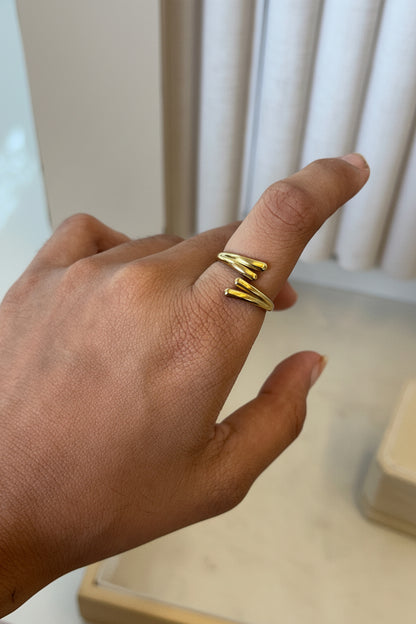 Monarch ring