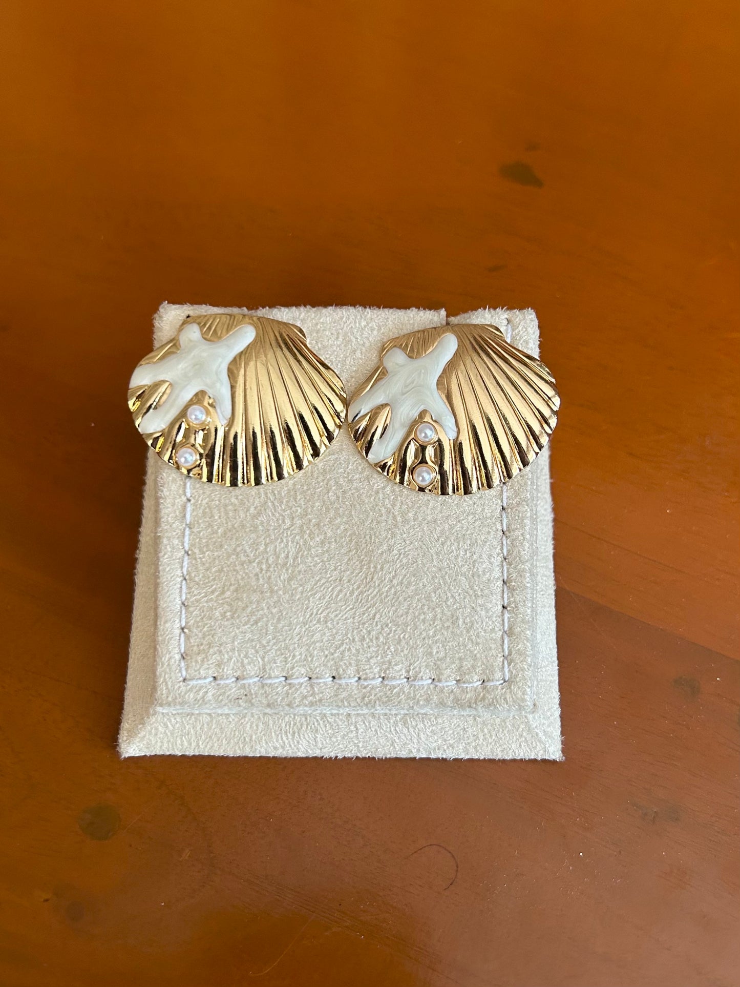 Seashell & Pearl Stud Earrings