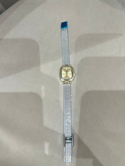 Glimmer time watch