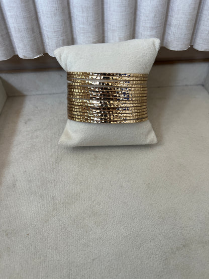 Cuff bangle