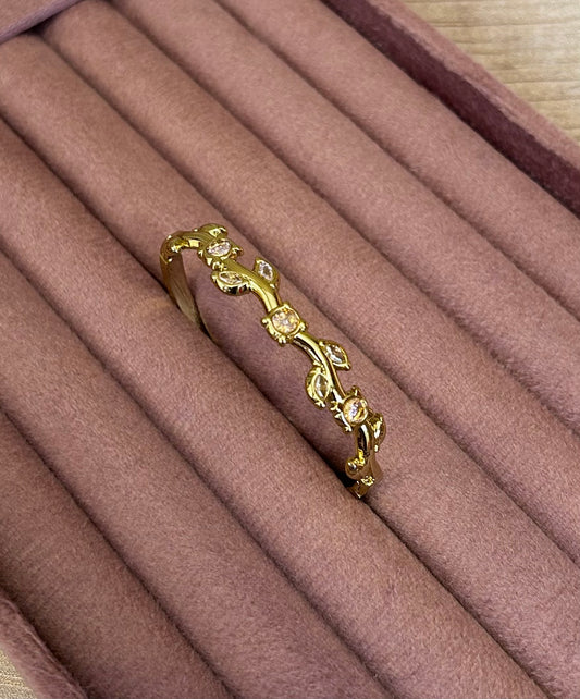 Baby size Crystal Wave Gold bangle