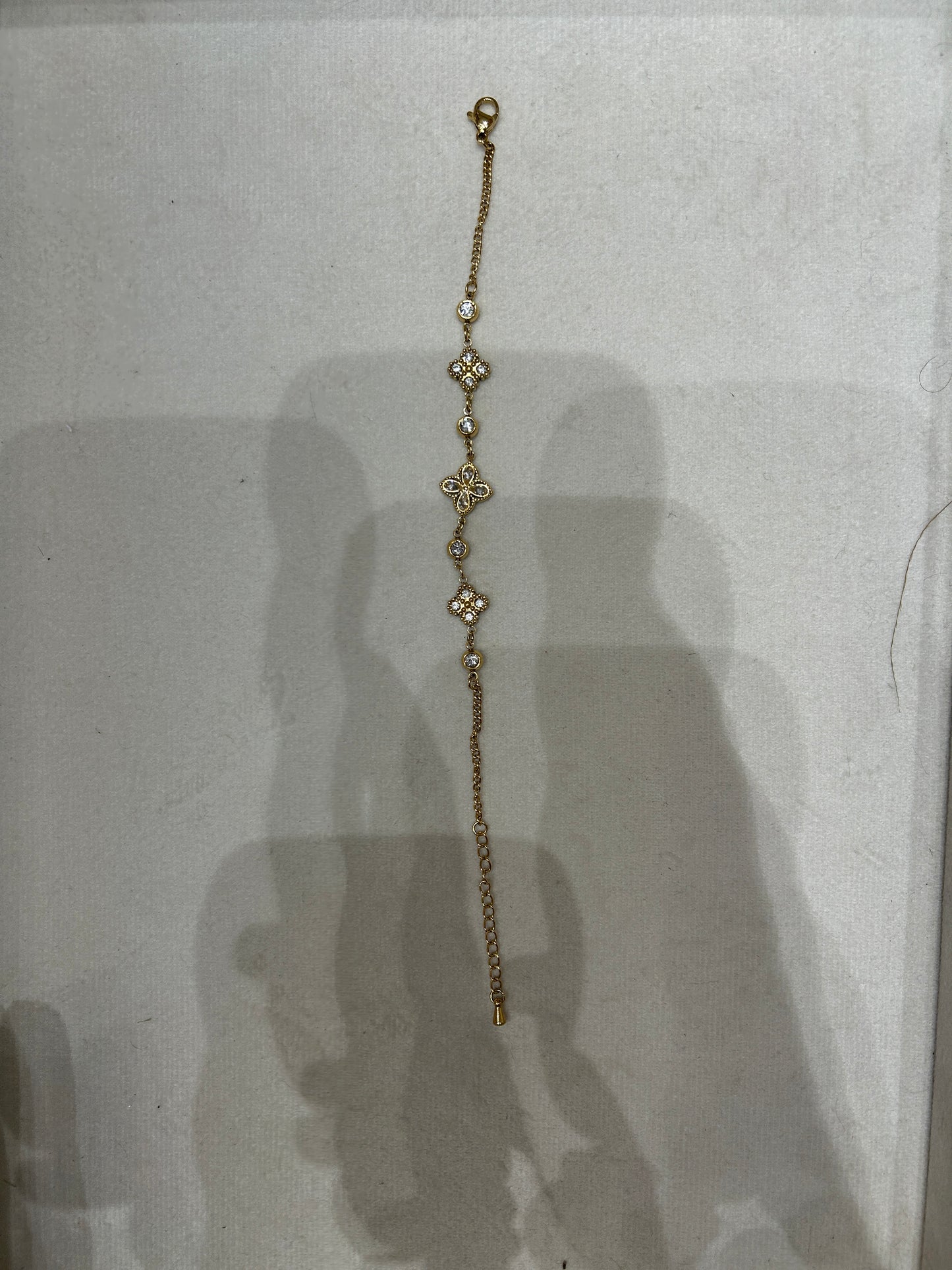 Flower stone bracelet