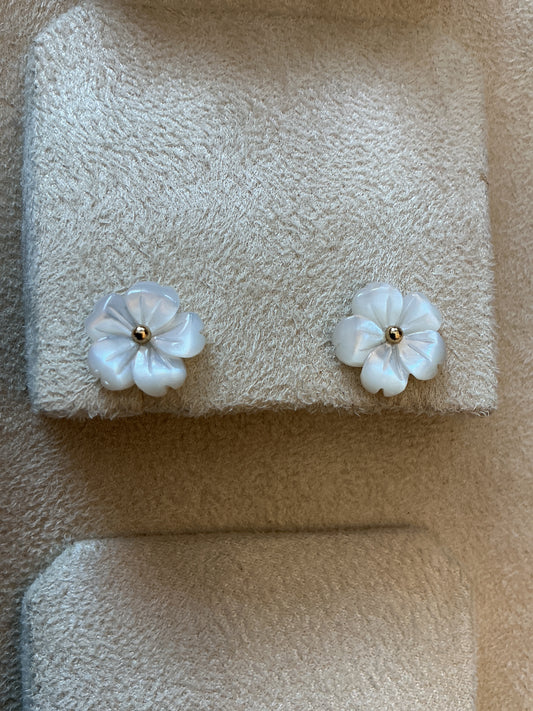 Flower earing