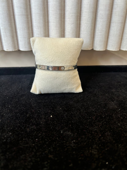 Pearl mist bangle
