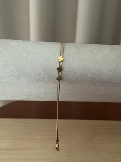 Flower bracelet