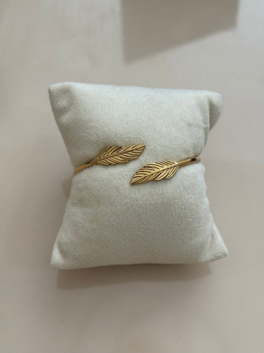 Noor Twist Bangle