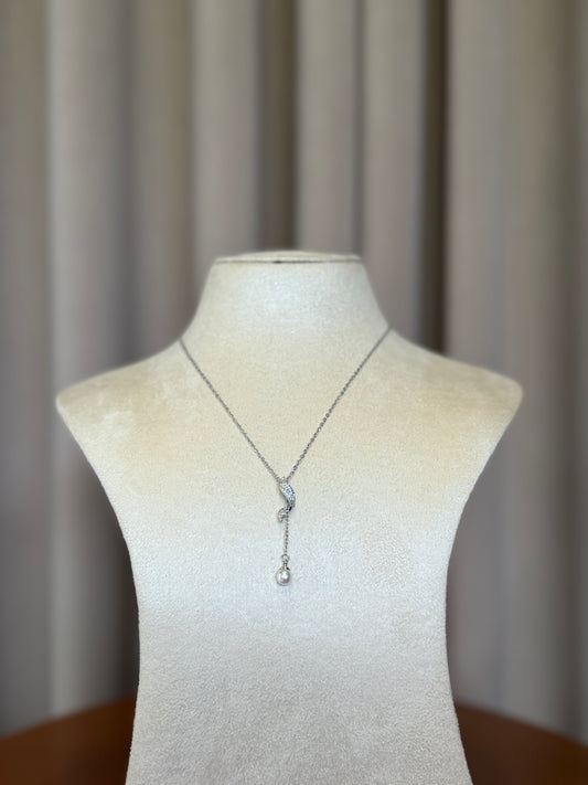 Pearl Necklace - Silver