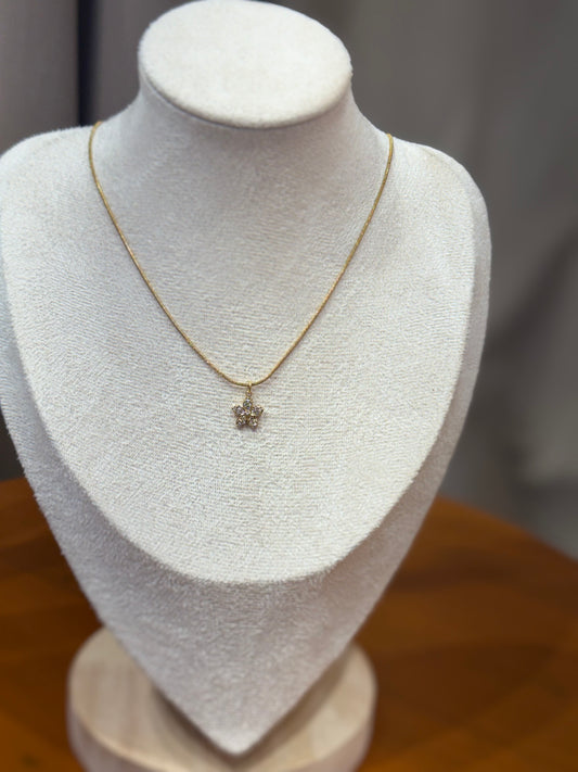 Flower necklace
