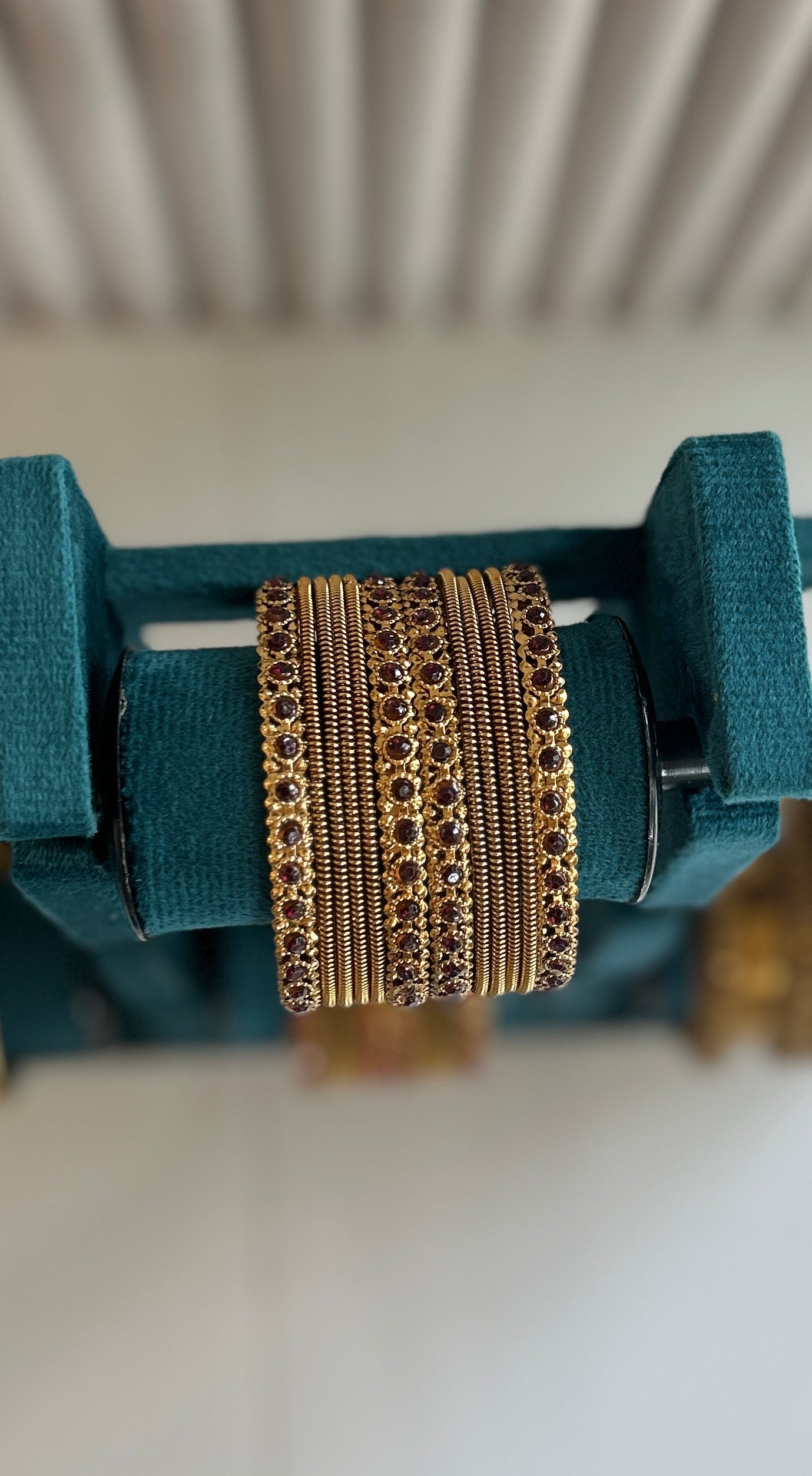 Crimson bangle set