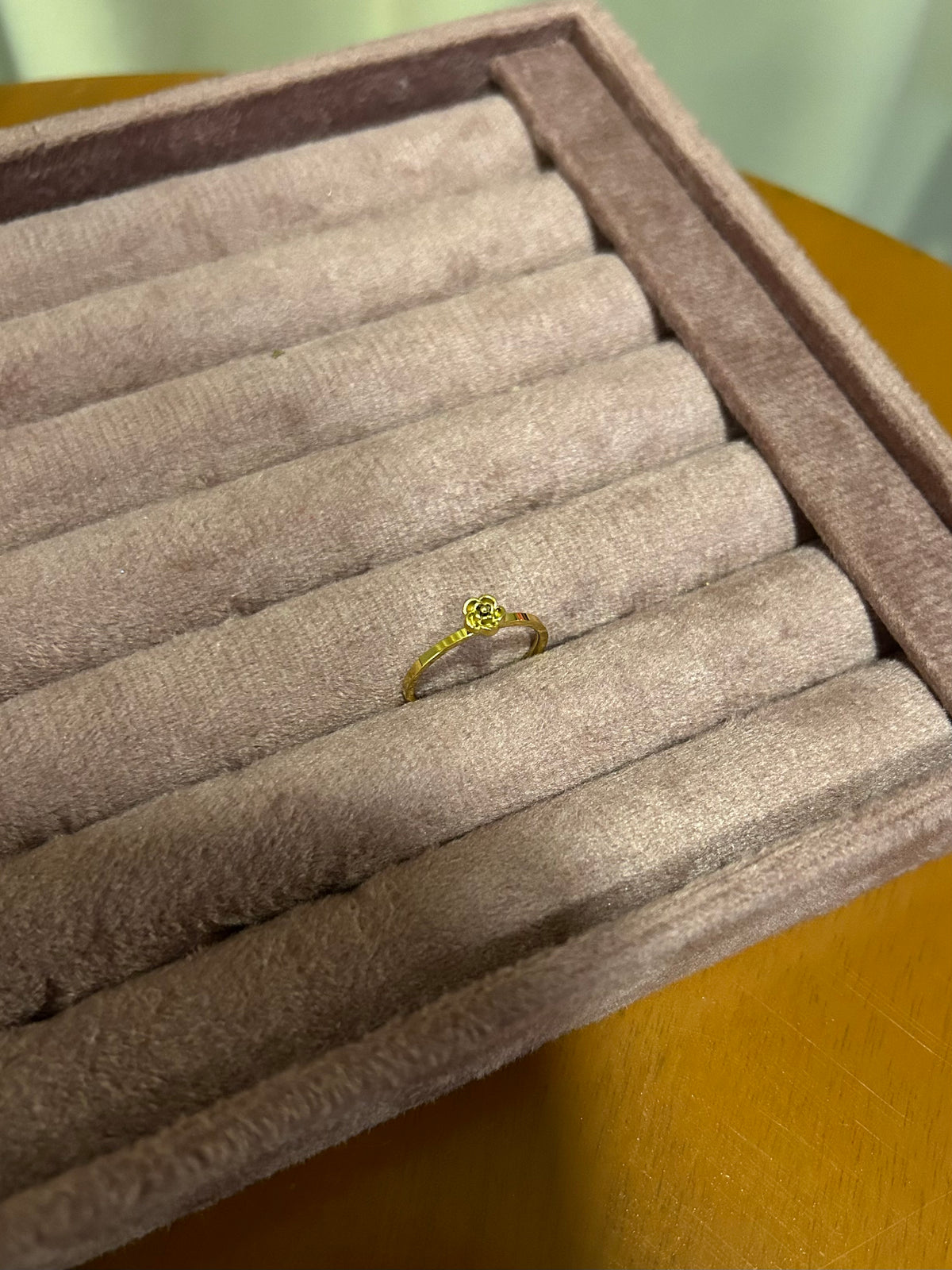 Stackable ring