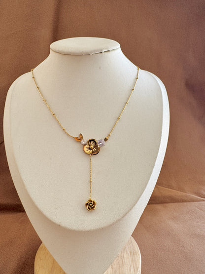 Rose Necklace