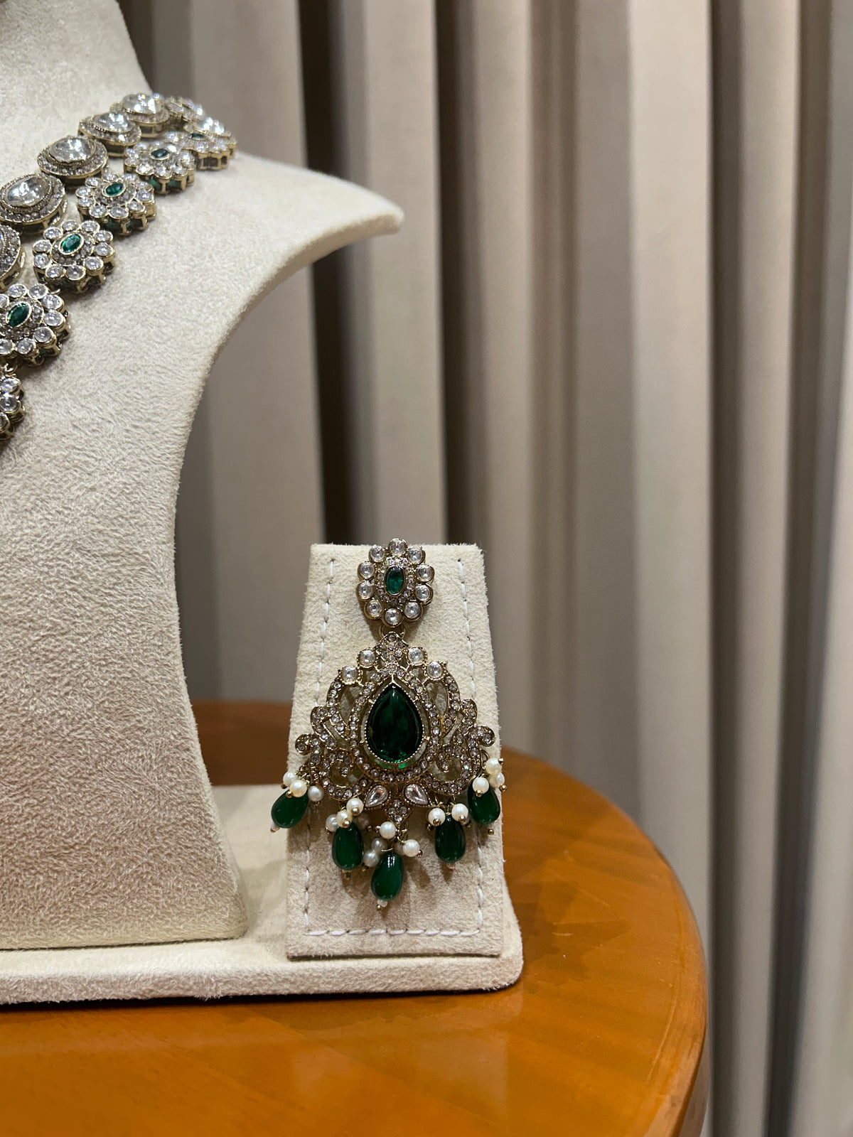Rental jewellery