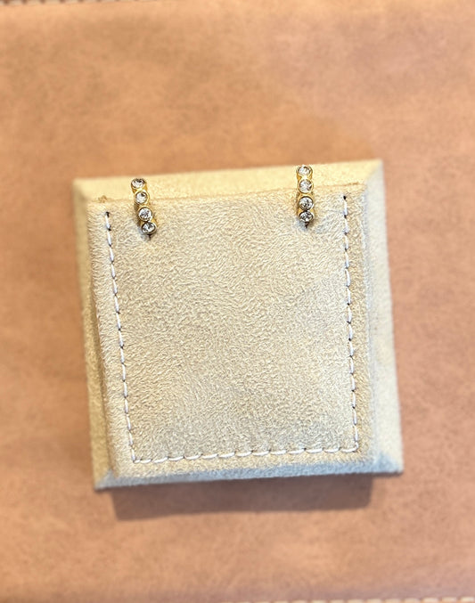 Stone hoop earrings