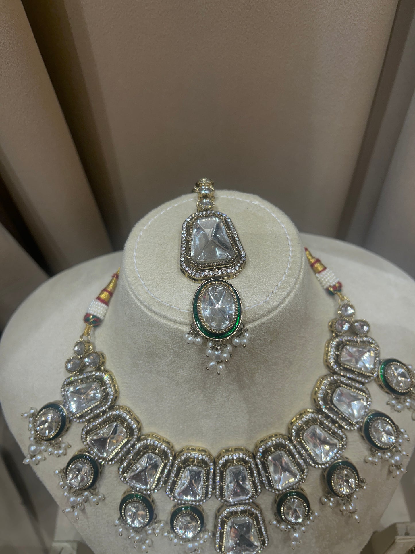 Rental jewellery