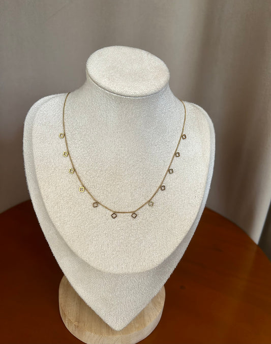 Clover charm necklace