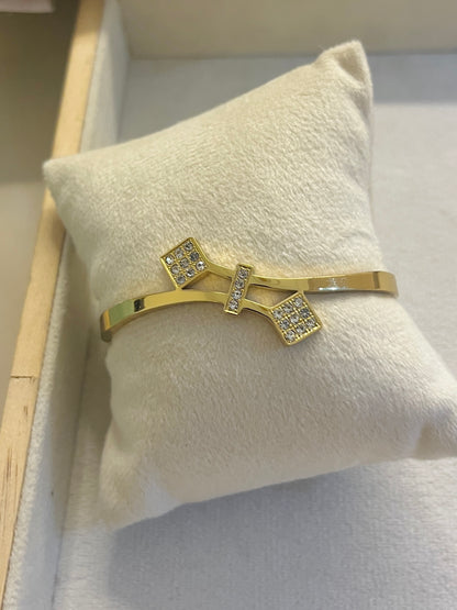 Hayya Gold Bangle Adult size